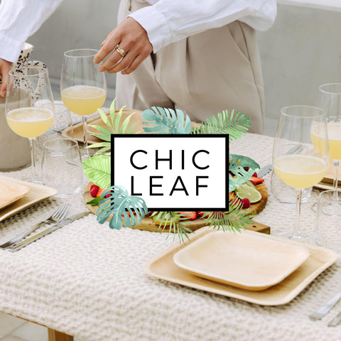 Chic Leaf Palm Leaf Trays – 10 Pack 22x12"